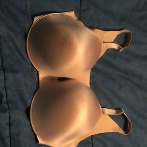 Bra - Soma Vanishing back 40G